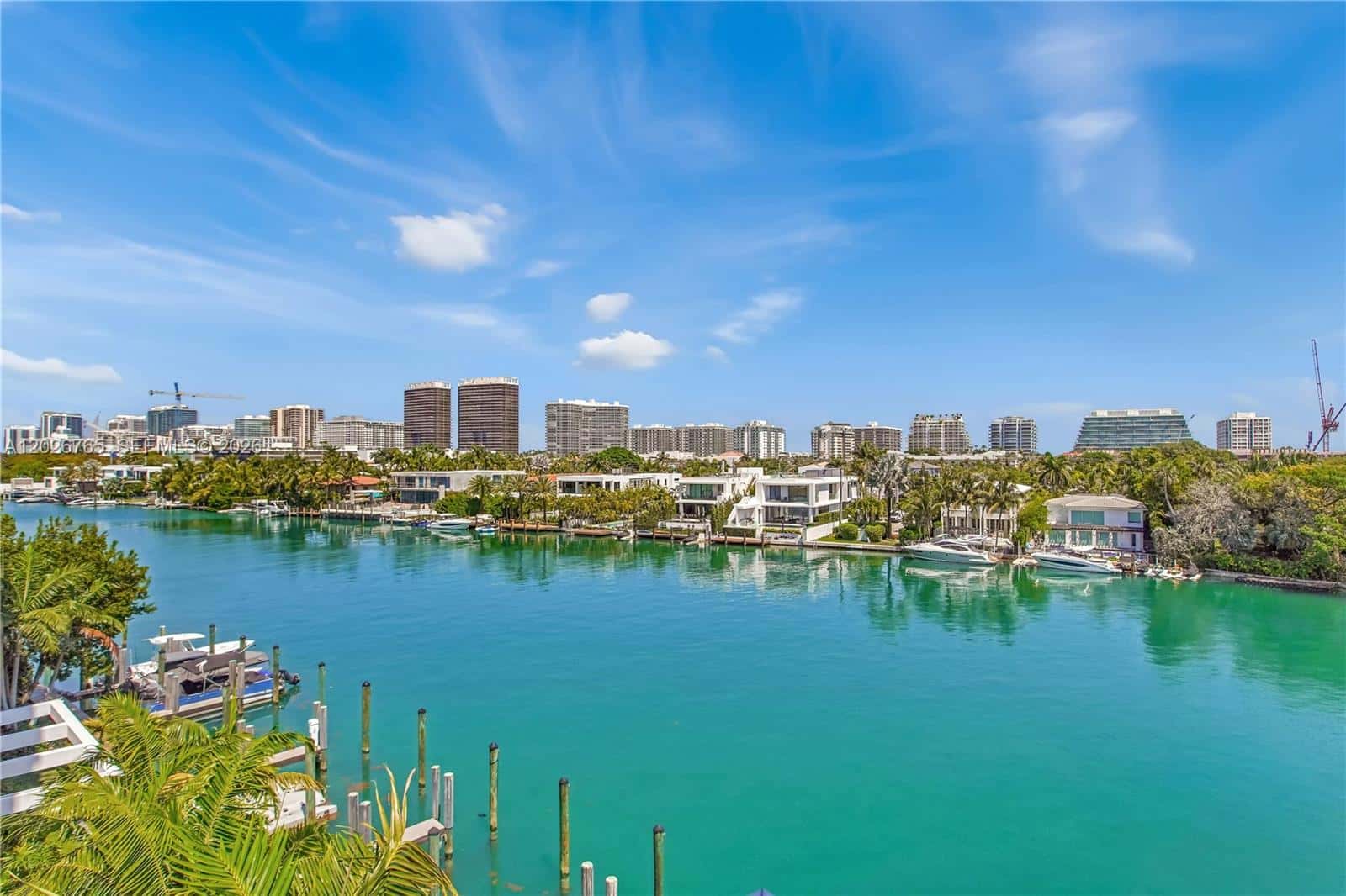 9221 E Bay Harbor Dr, Bay Harbor Islands FL 33154