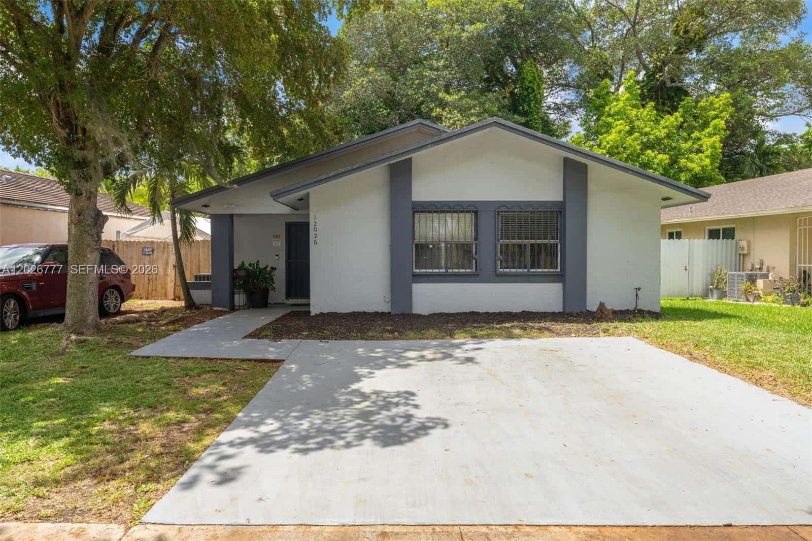 12026 SW 210th St, Miami FL 33177