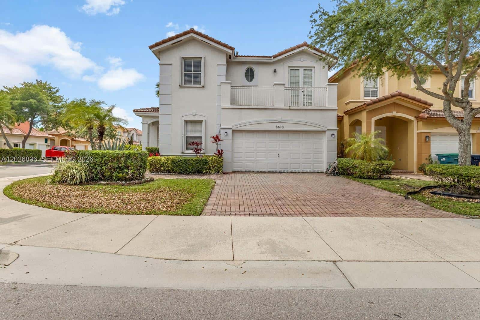 8610 NW 110th Ave, Doral FL 33178