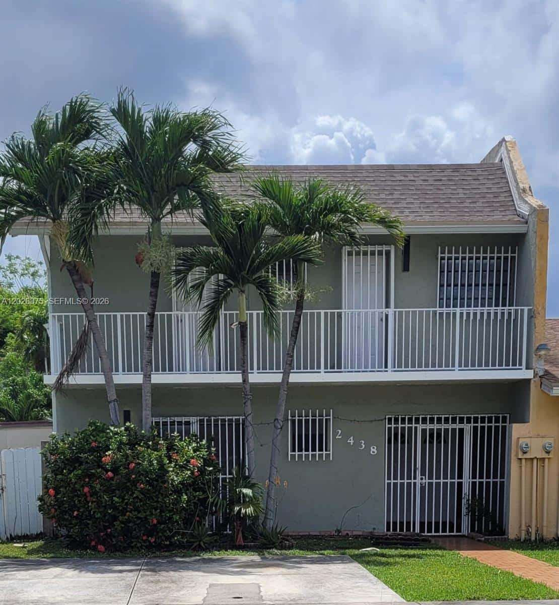 2438 SW 109th Ct, Miami FL 33165