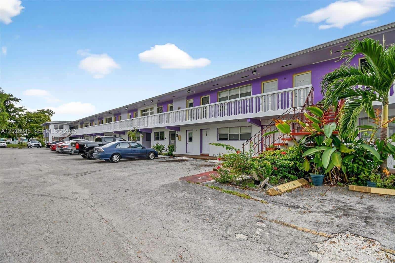 245 NE 191st St # 3022, Miami FL 33179