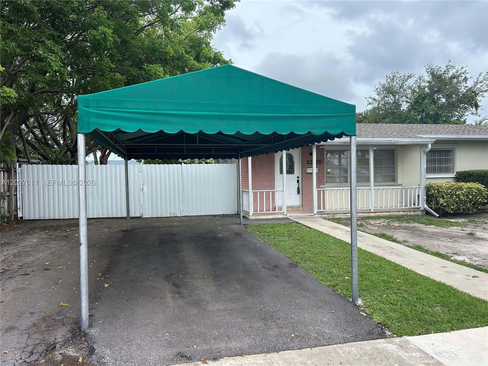 20225 SW 106th Ave, Cutler Bay FL 33189
