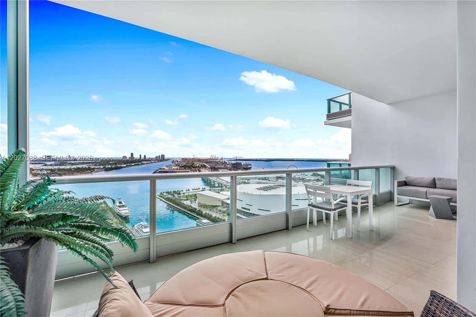 900 Biscayne Blvd # 3109, Miami FL 33132