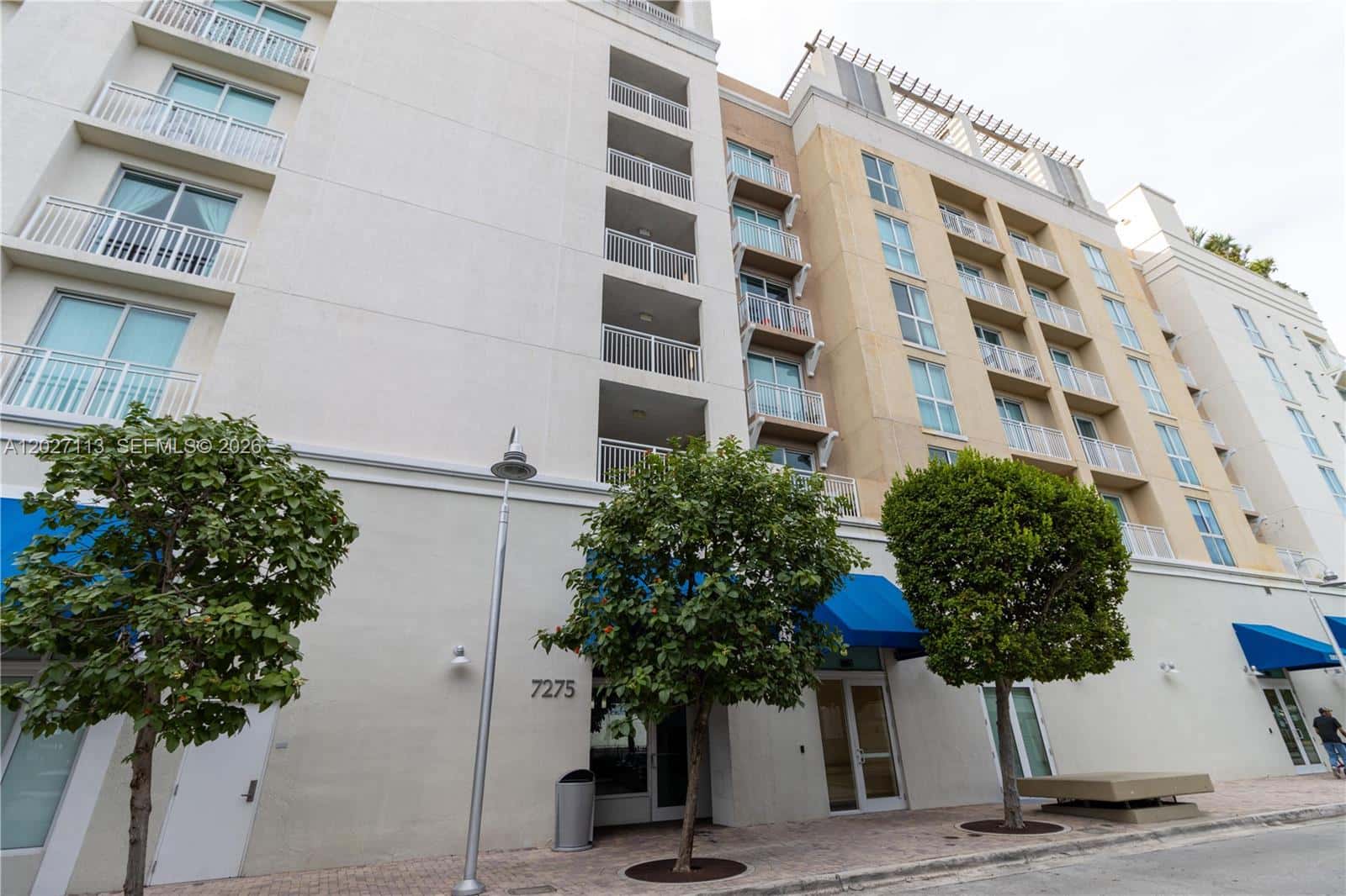 7275 SW 90th Way # 213, Miami FL 33156