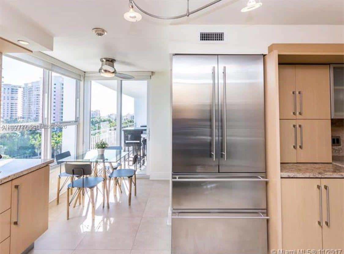 607 Ocean Dr # 9K, Key Biscayne FL 33149