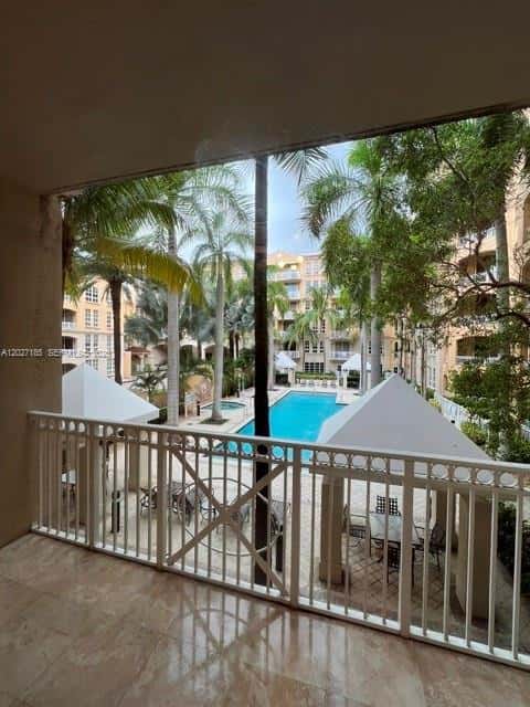 3001 NE 185th St # 218, Aventura FL 33180