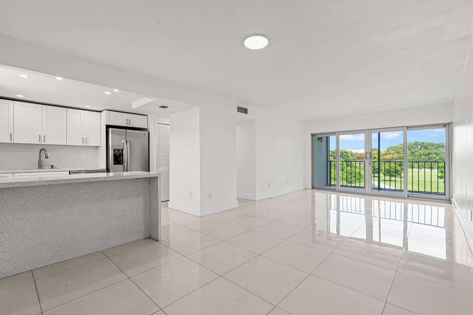 9170 Fontainebleau Boulevard # 301, Miami FL 33172