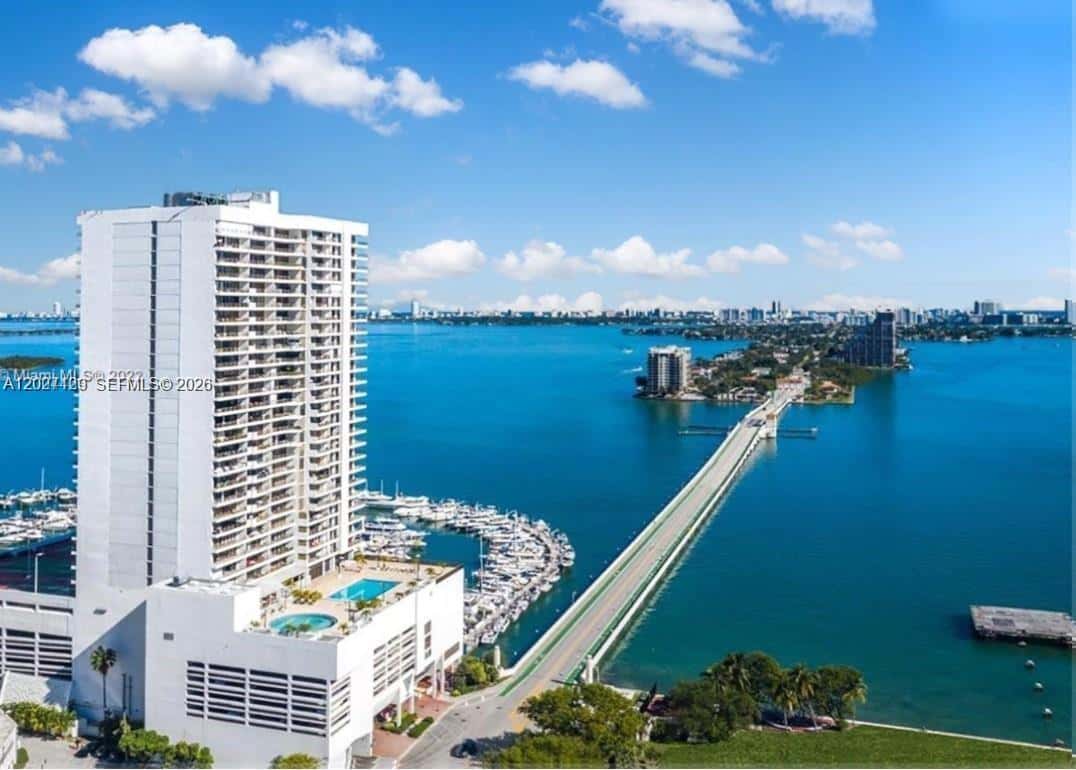 555 NE 15th St # 520, Miami FL 33132