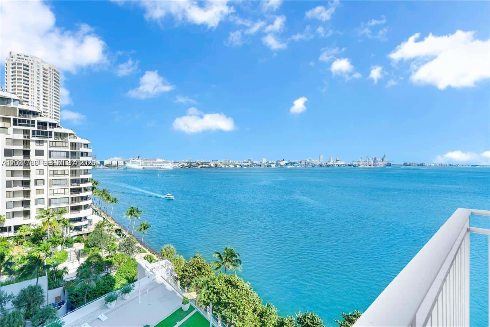 770 Claughton Island Dr # 1113, Miami FL 33131