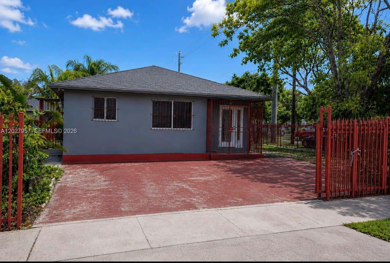 4952 NW 21st Ave # 0, Miami FL 33142