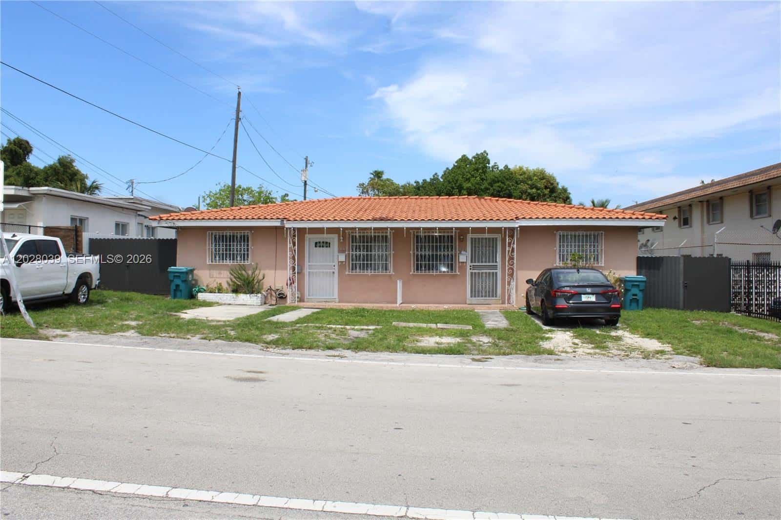 1040 NW 23rd Ct, Miami FL 33125
