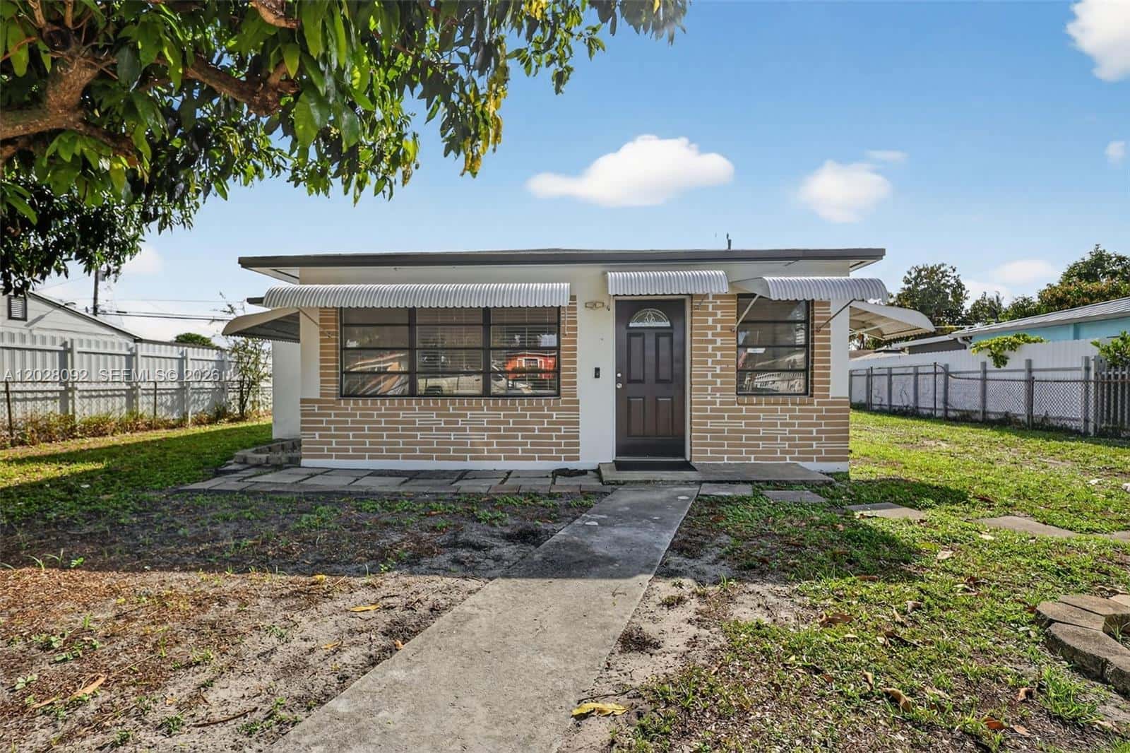 2440 NW 152nd Ter, Miami Gardens FL 33054