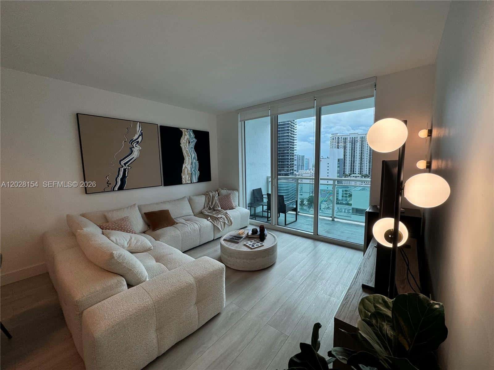 951 Brickell Ave # 2103, Miami FL 33131