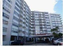 1300 NE Miami Gardens Drive # 901e, Miami FL 33179