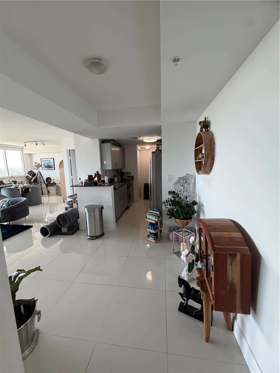 1871 NW S River Dr # 1502, Miami FL 33125