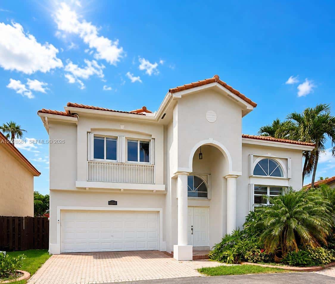 11244 NW 58th Ter, Doral FL 33178