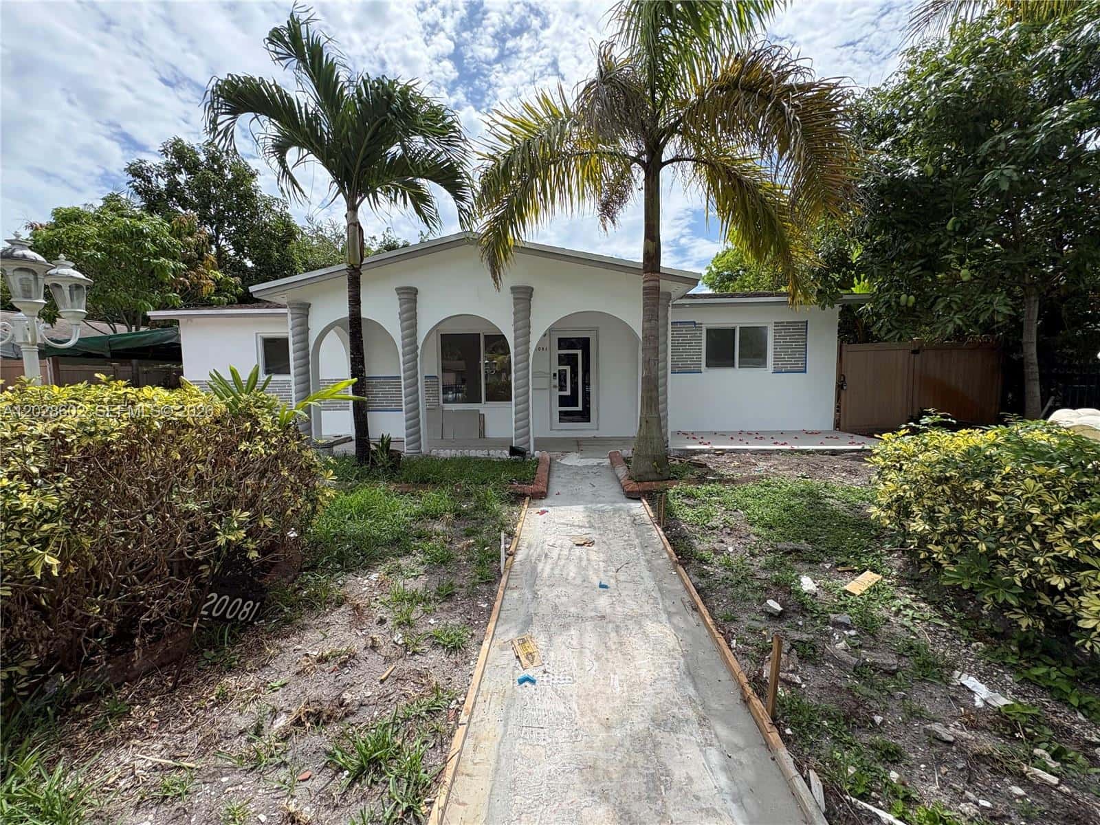 20081 NW 15th Ave, Miami Gardens FL 33169