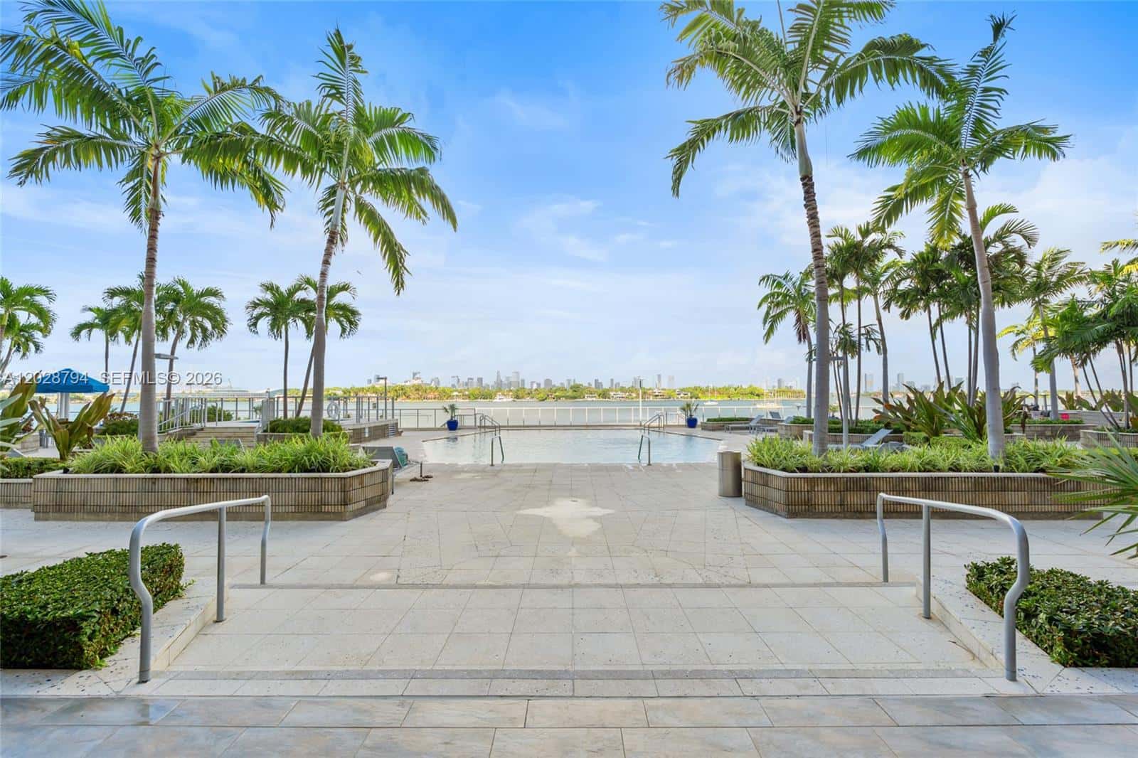 800 West Ave # 532, Miami Beach FL 33139