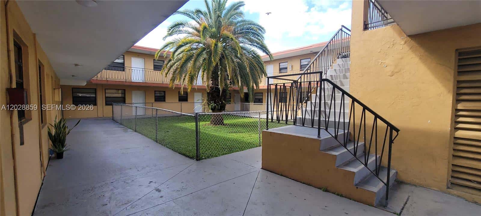 34 E 21st St # 3, Hialeah FL 33010