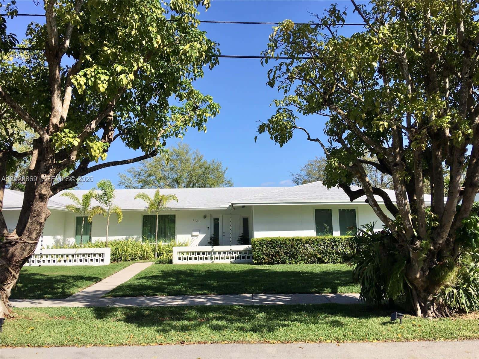 9121 SW 85th St, Miami FL 33173