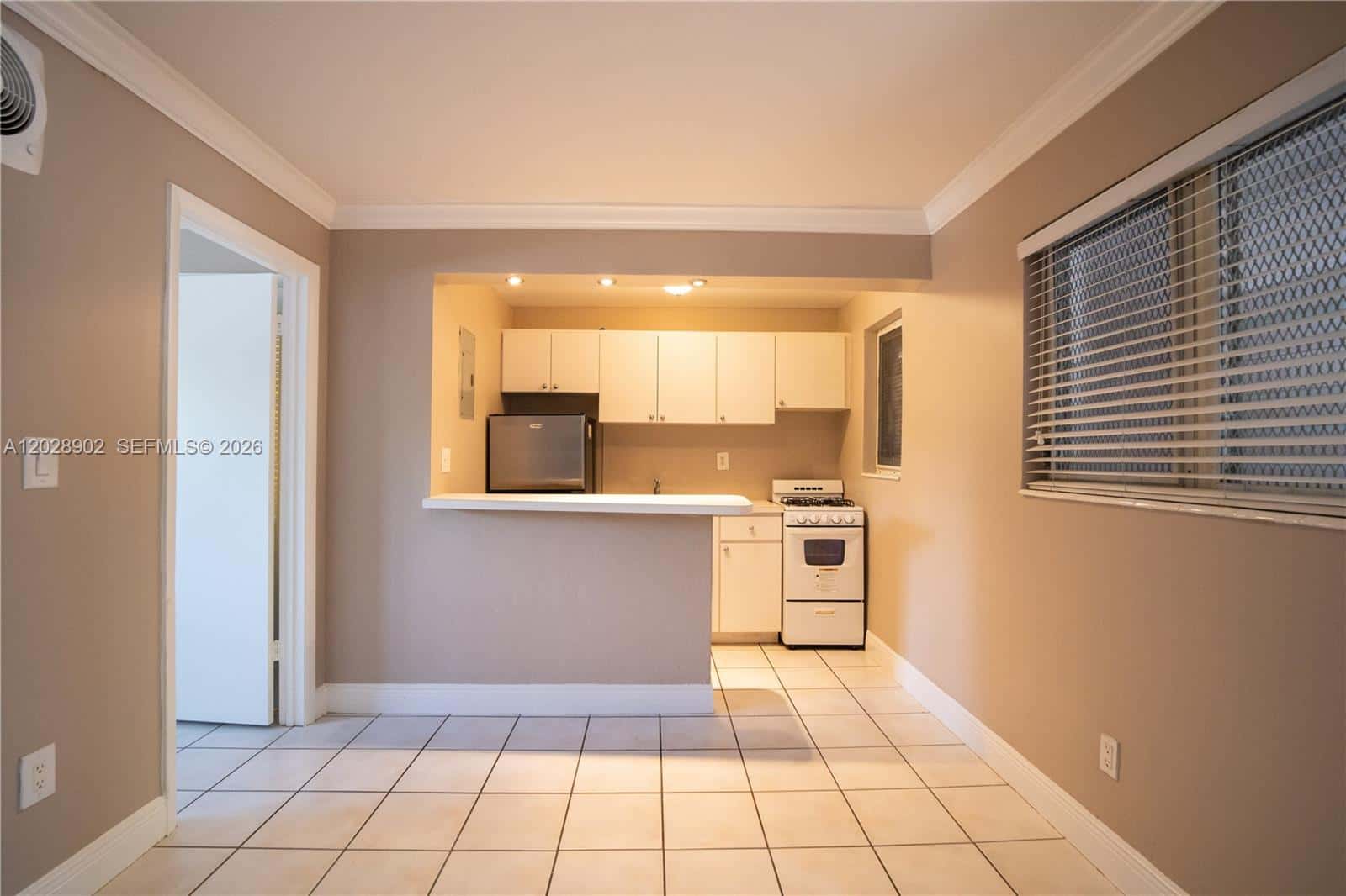 1014 Salzedo St # 101, Coral Gables FL 33134