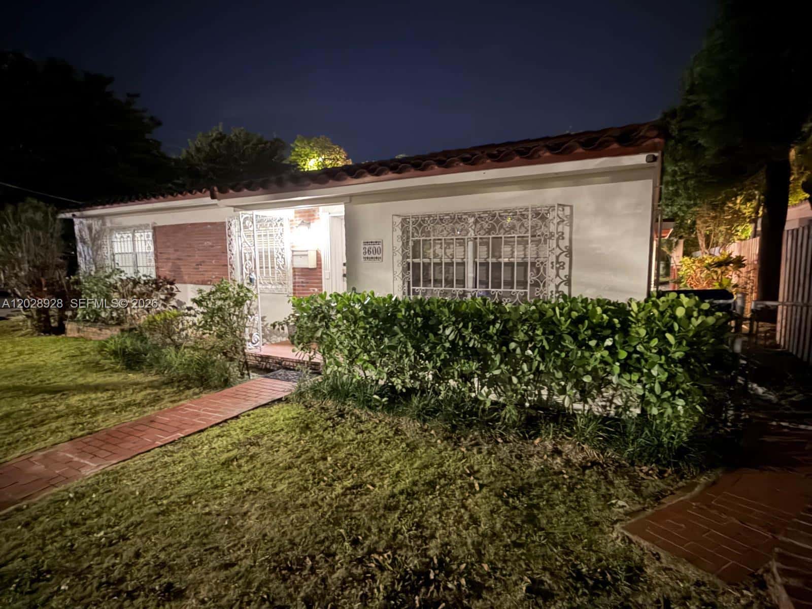 3600 SW 26th St, Miami FL 33133