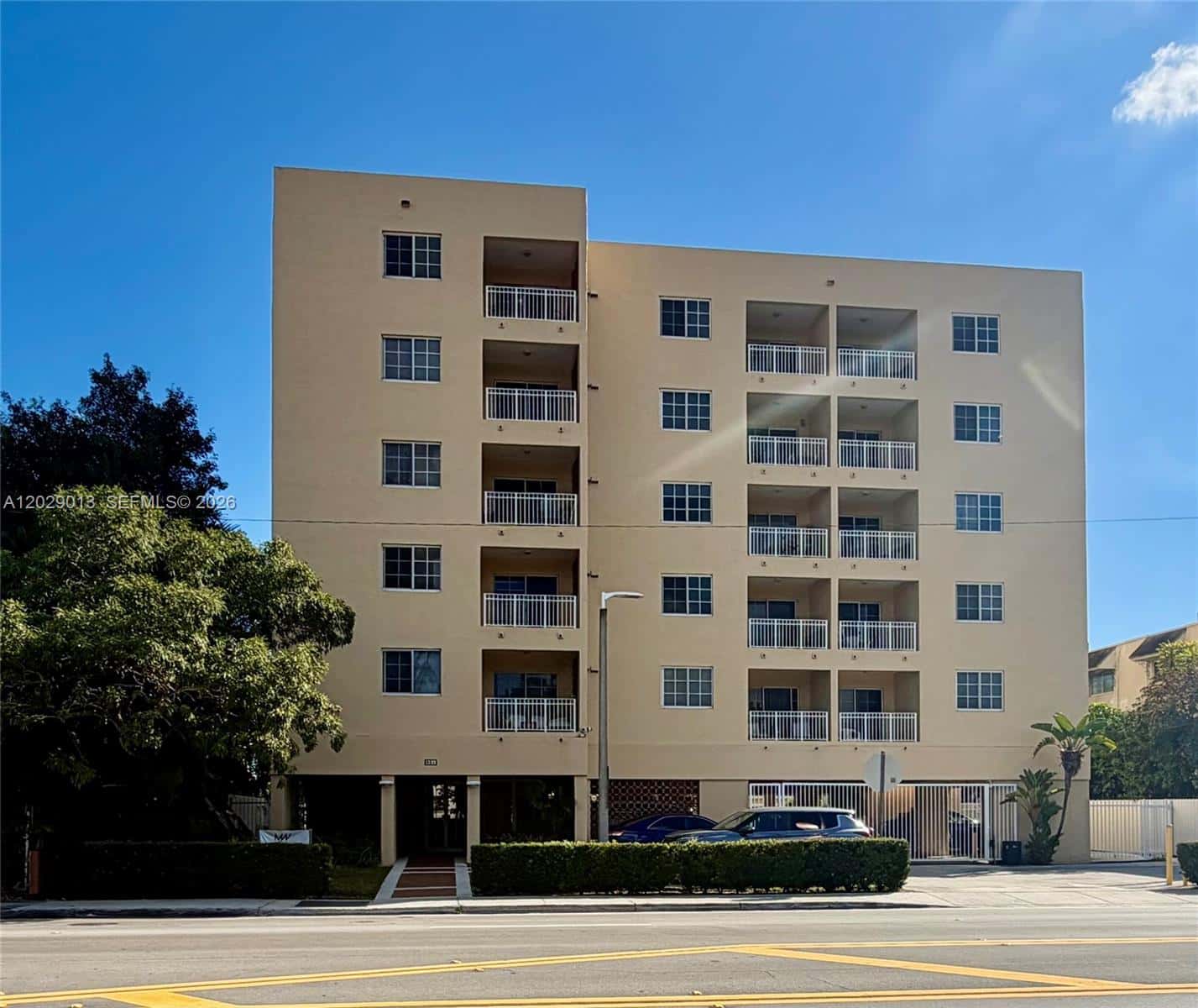 601 SW 37th Ave # 306, Miami FL 33135
