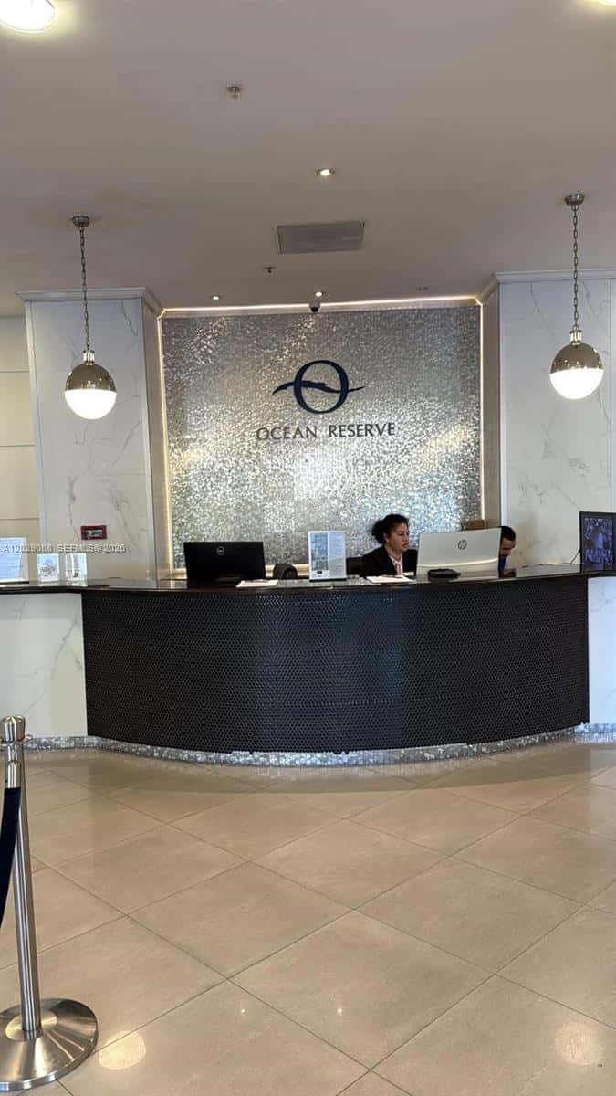 19370 Collins Ave # 1005, Sunny Isles Beach FL 33160