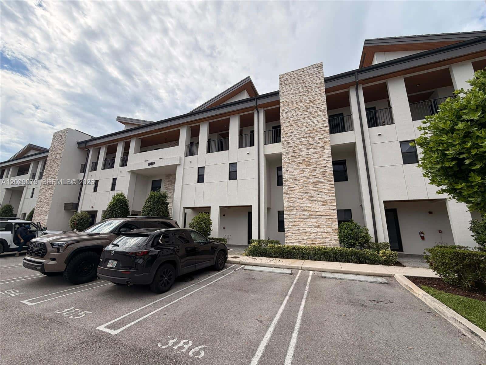 10407 NW 82nd St # 9, Doral FL 33178