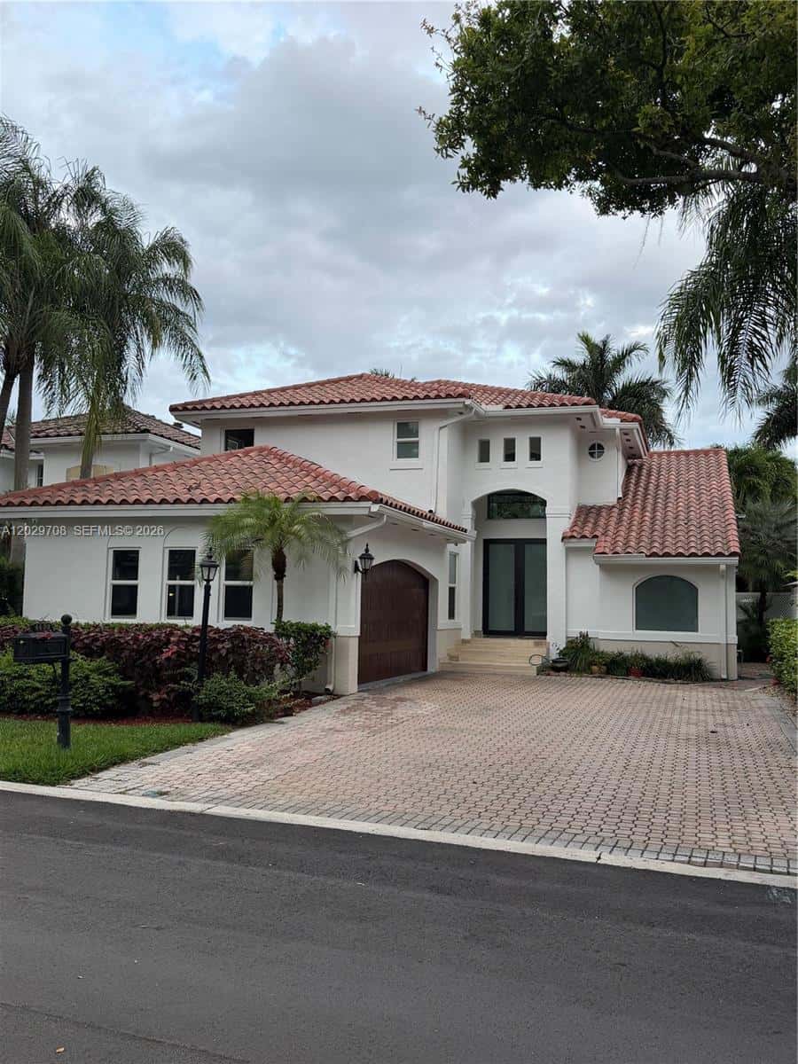 4499 NW 93rd Doral Ct, Doral FL 33178
