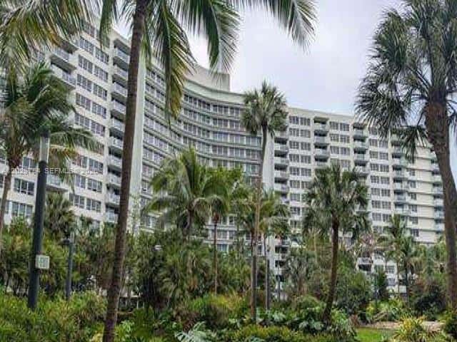 1500 Bay Rd # 310S, Miami Beach FL 33139