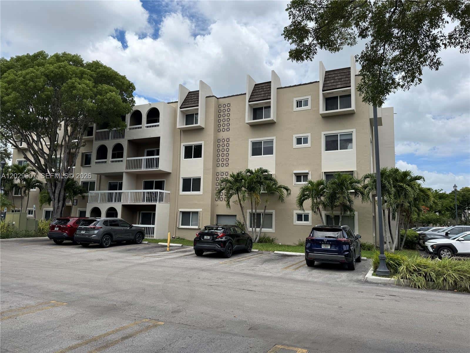 7800 Camino Real # 213, Miami FL 33143