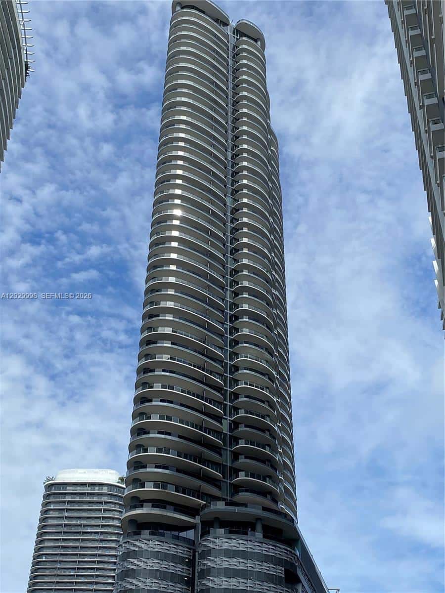1000 Brickell Plz # 3412, Miami FL 33131