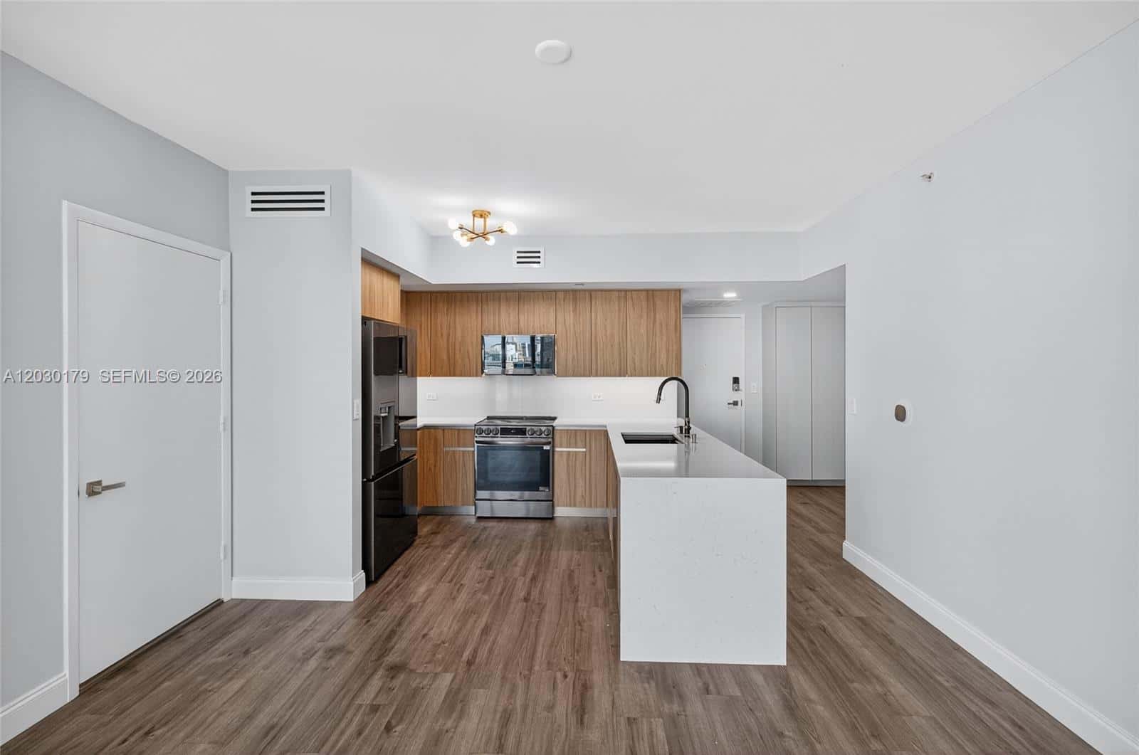 350 S Miami Ave # 1705, Miami FL 33130
