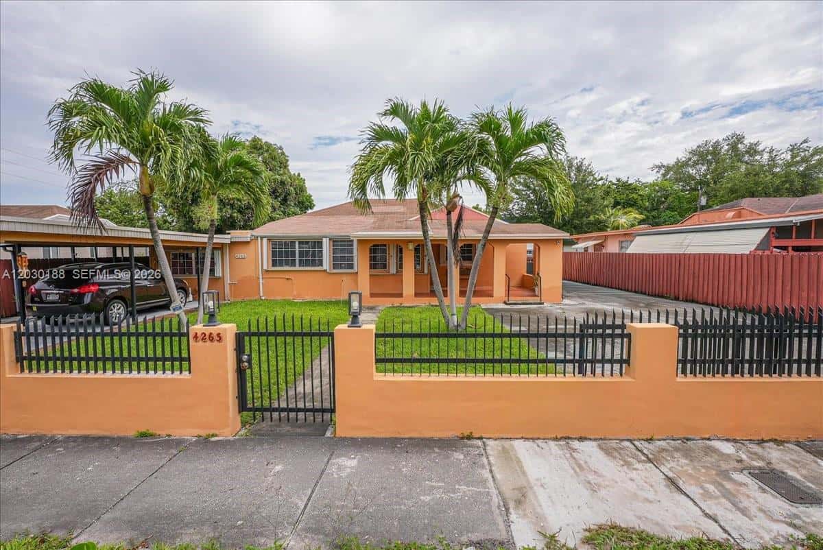 4263 NW 5th St, Miami FL 33126