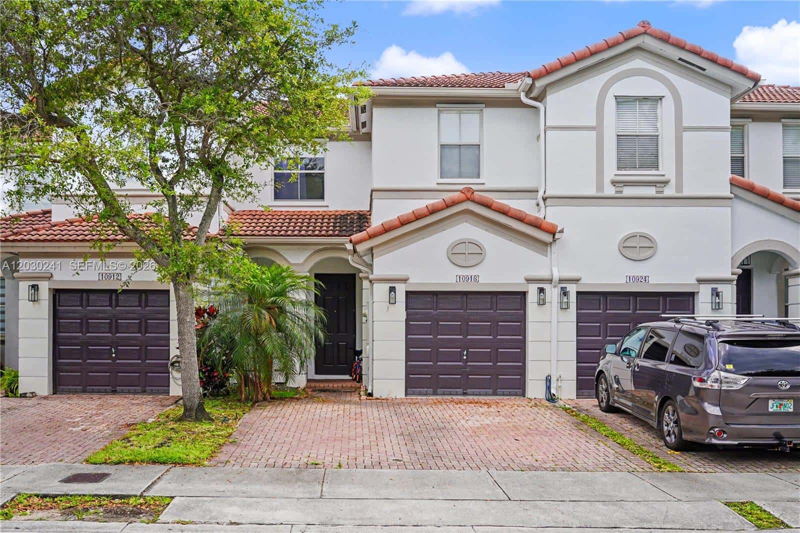 10918 NW 78th Ter, Doral FL 33178