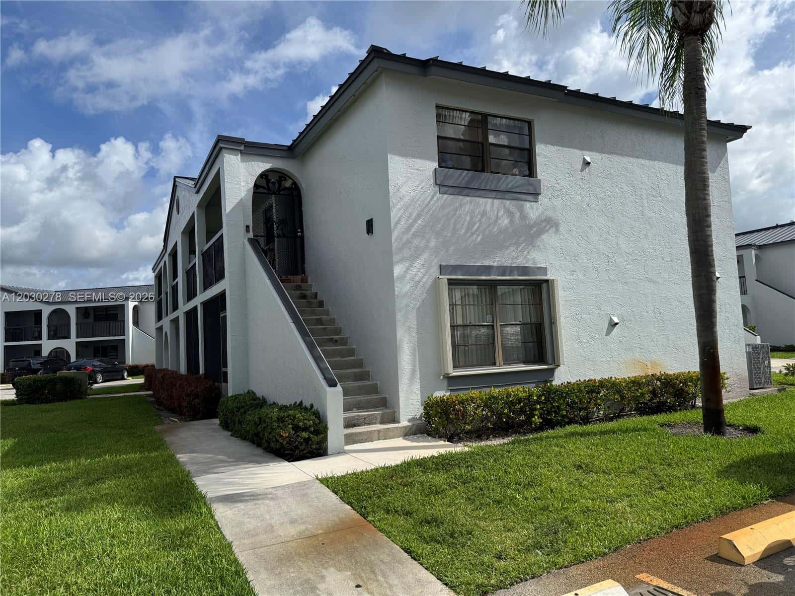 18250 Mediterranean Blvd # 15, Hialeah FL 33015