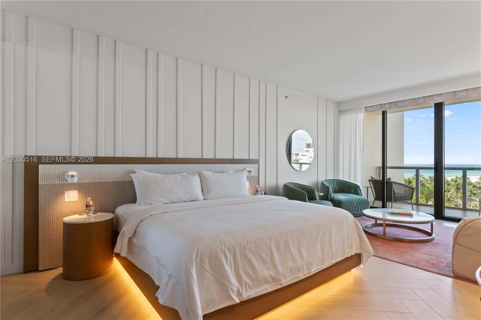 2201 Collins Ave # 707, Miami Beach FL 33139
