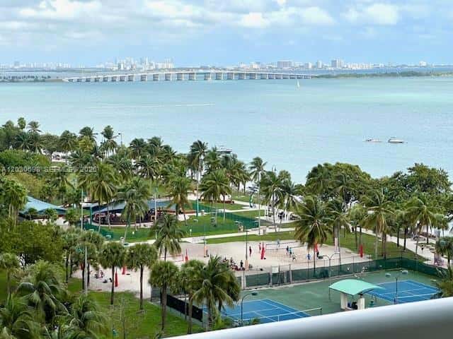 1717 N Bayshore Dr # 1450, Miami FL 33132