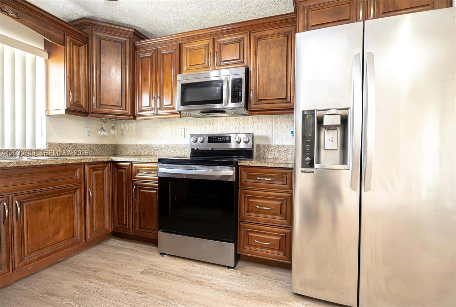2740 W 62nd Pl # 201, Hialeah FL 33016
