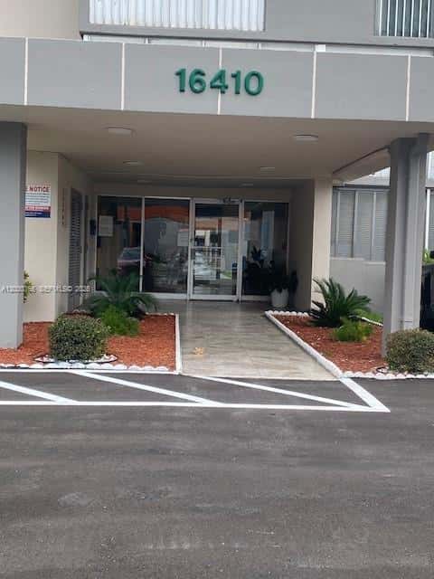 16410 Miami Dr # 706, North Miami Beach FL 33162