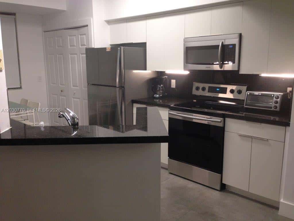 3115 NE 184th St # 4206, Aventura FL 33160