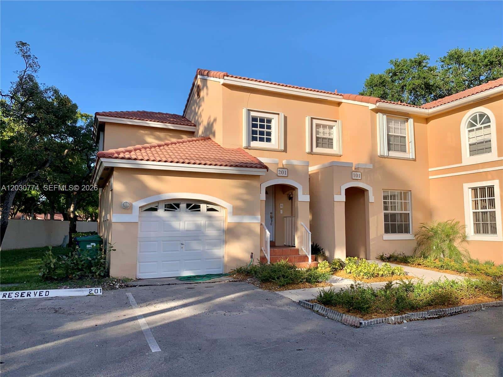14807 Balgowan Rd # 12, Miami Lakes FL 33016