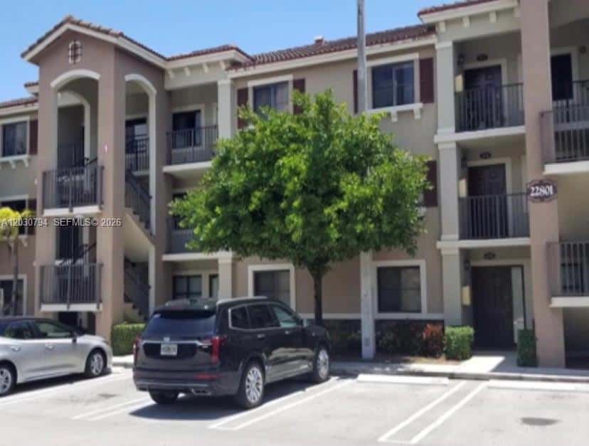 22801 SW 88th Pl # 202, Cutler Bay FL 33190