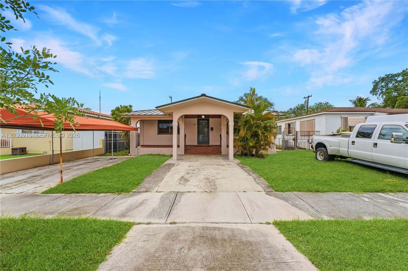 121 SW 71st Ave, Miami FL 33144