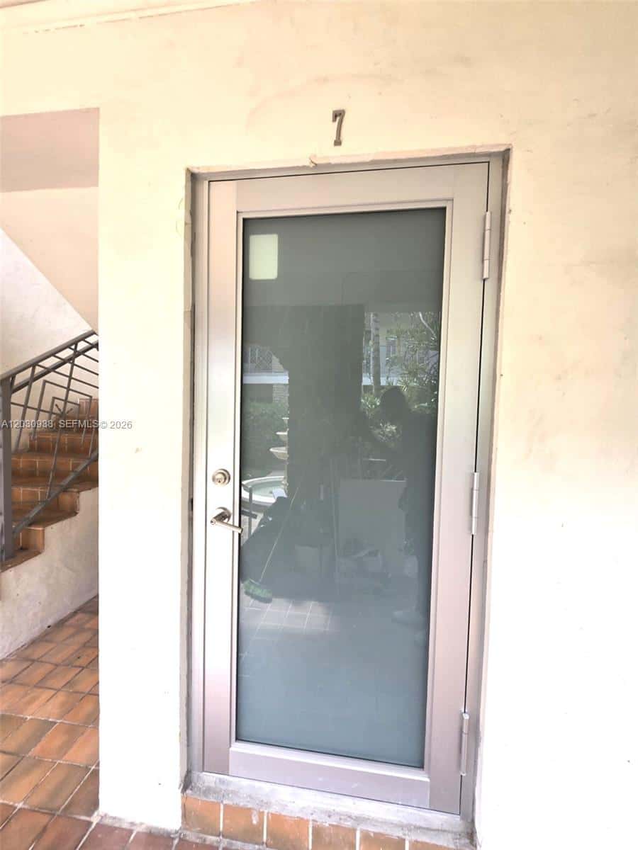 2131 Calais Dr # 7, Miami Beach FL 33141