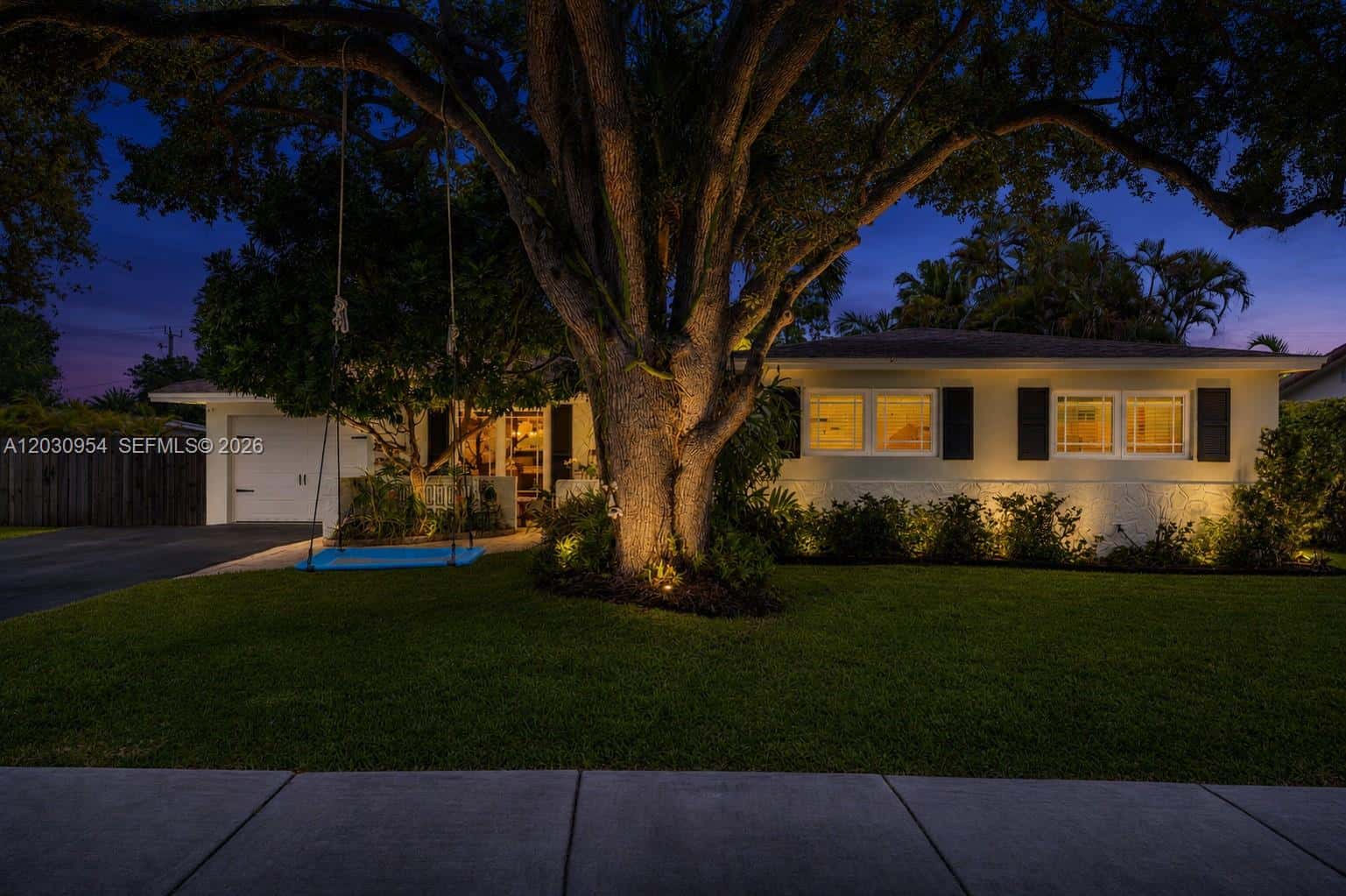 10421 SW 107th St, Miami FL 33176