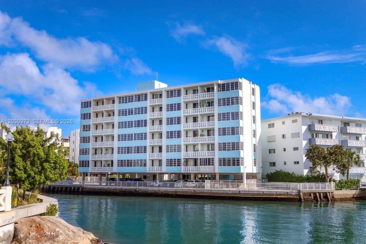 1670 Lincoln Ct # 7D, Miami Beach FL 33139