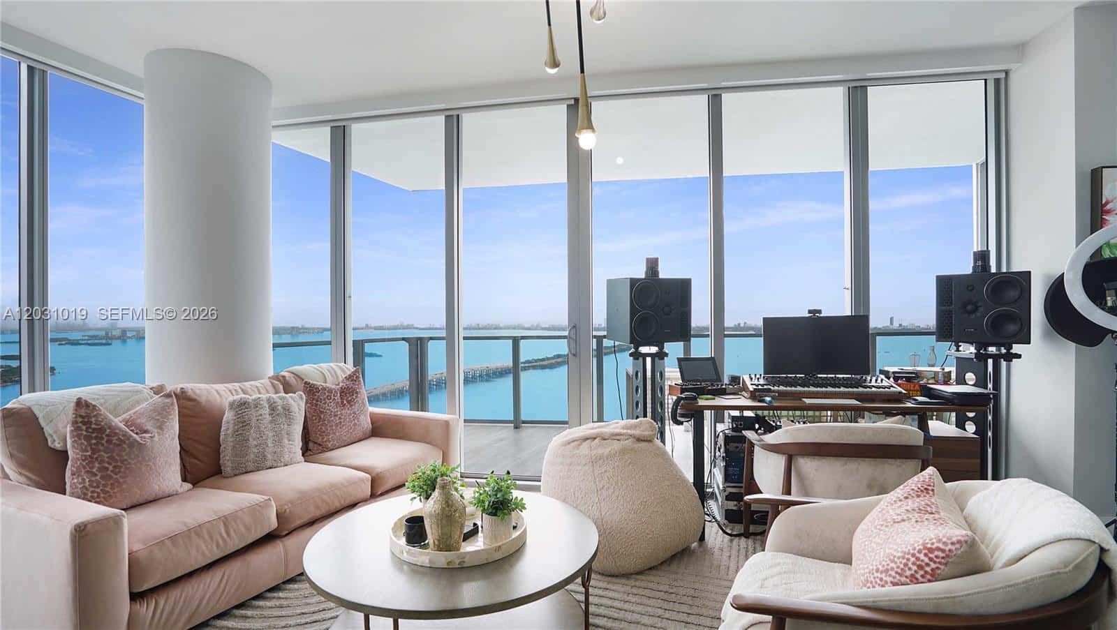 2900 NE 7th Ave # 4102, Miami FL 33137