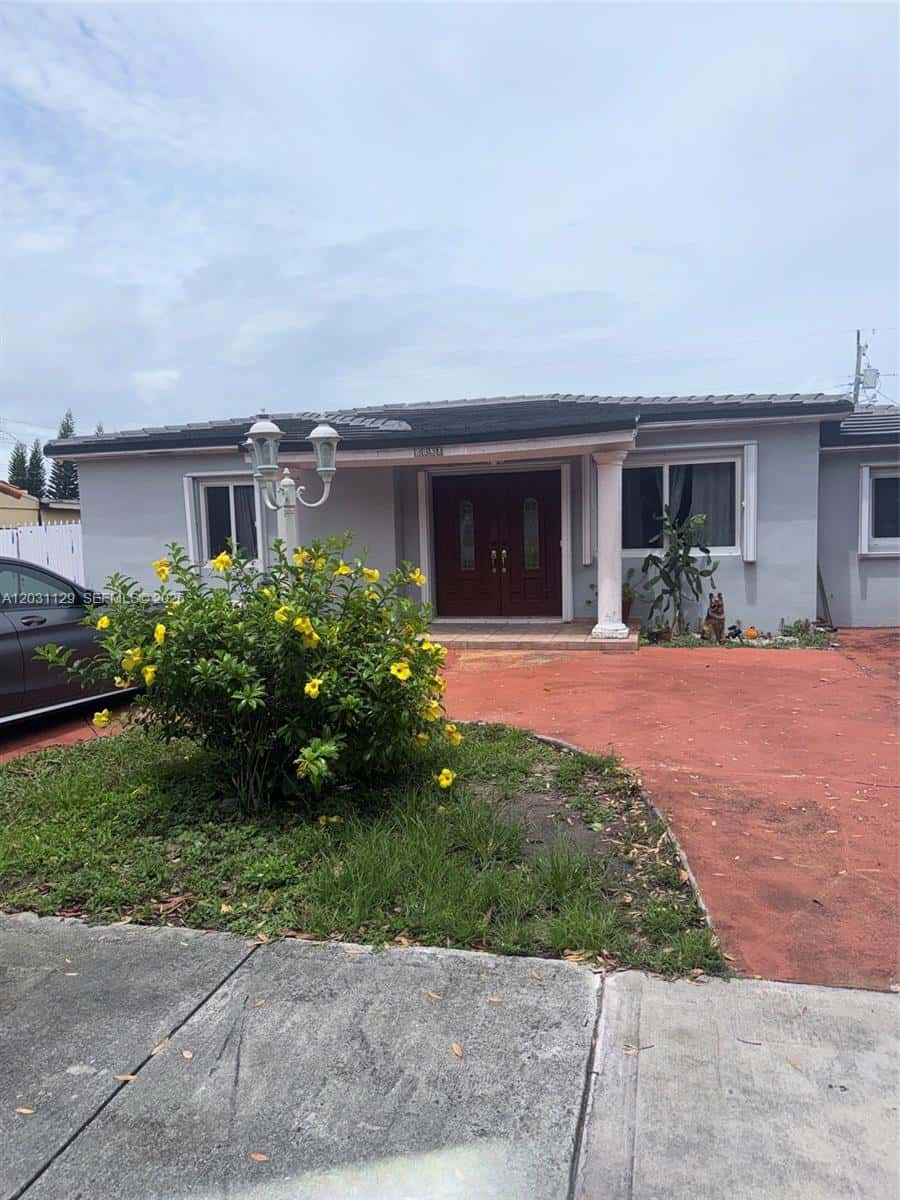 1120 SW 73rd Ave, Miami FL 33144